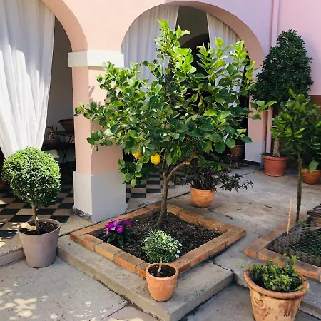 Il Granaio - Luxury Private Double Монсеррато